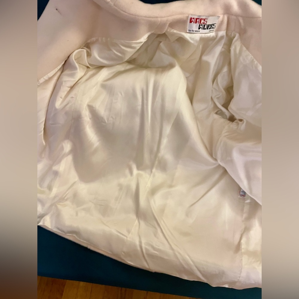 Winter White Walking Coat by ilie wacs. - Picture 5 of 10